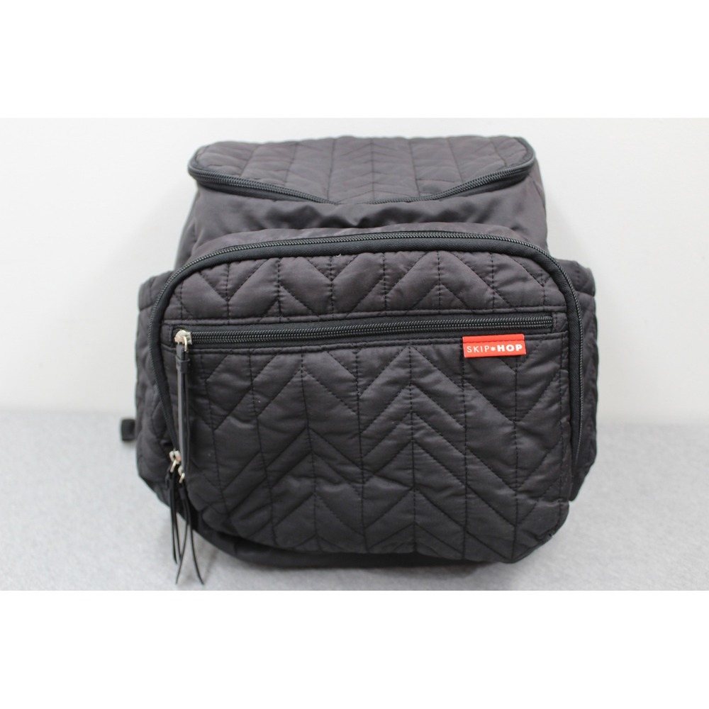 Skip Hop Diaper Bag Unisex OS Black Forma Quilted Backpack Chevron Multi-Pocket